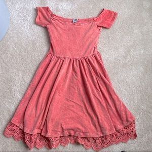 ASOS Women’s off-the-shoulder midi dress